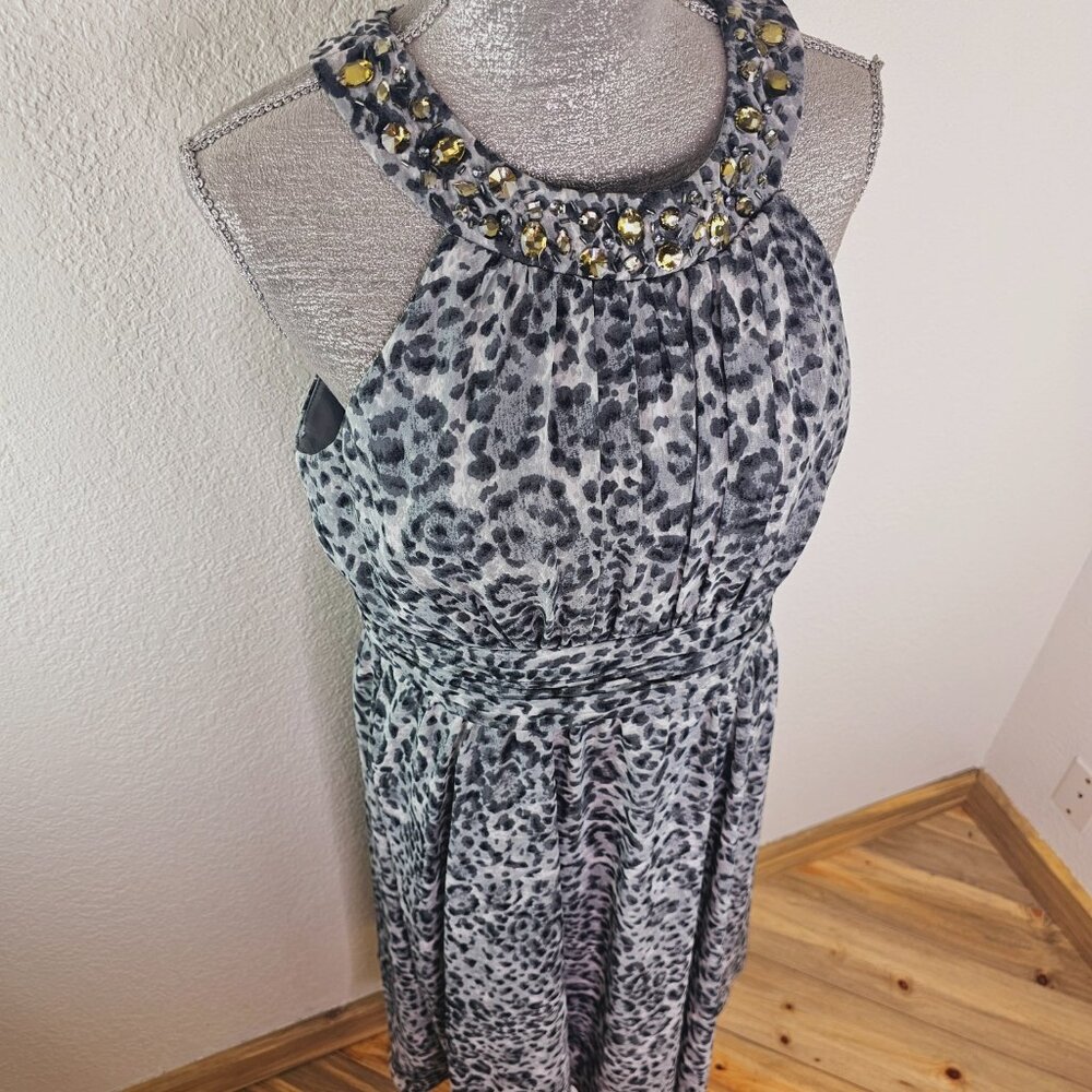 Jessica Howard  Leopard Print Dress